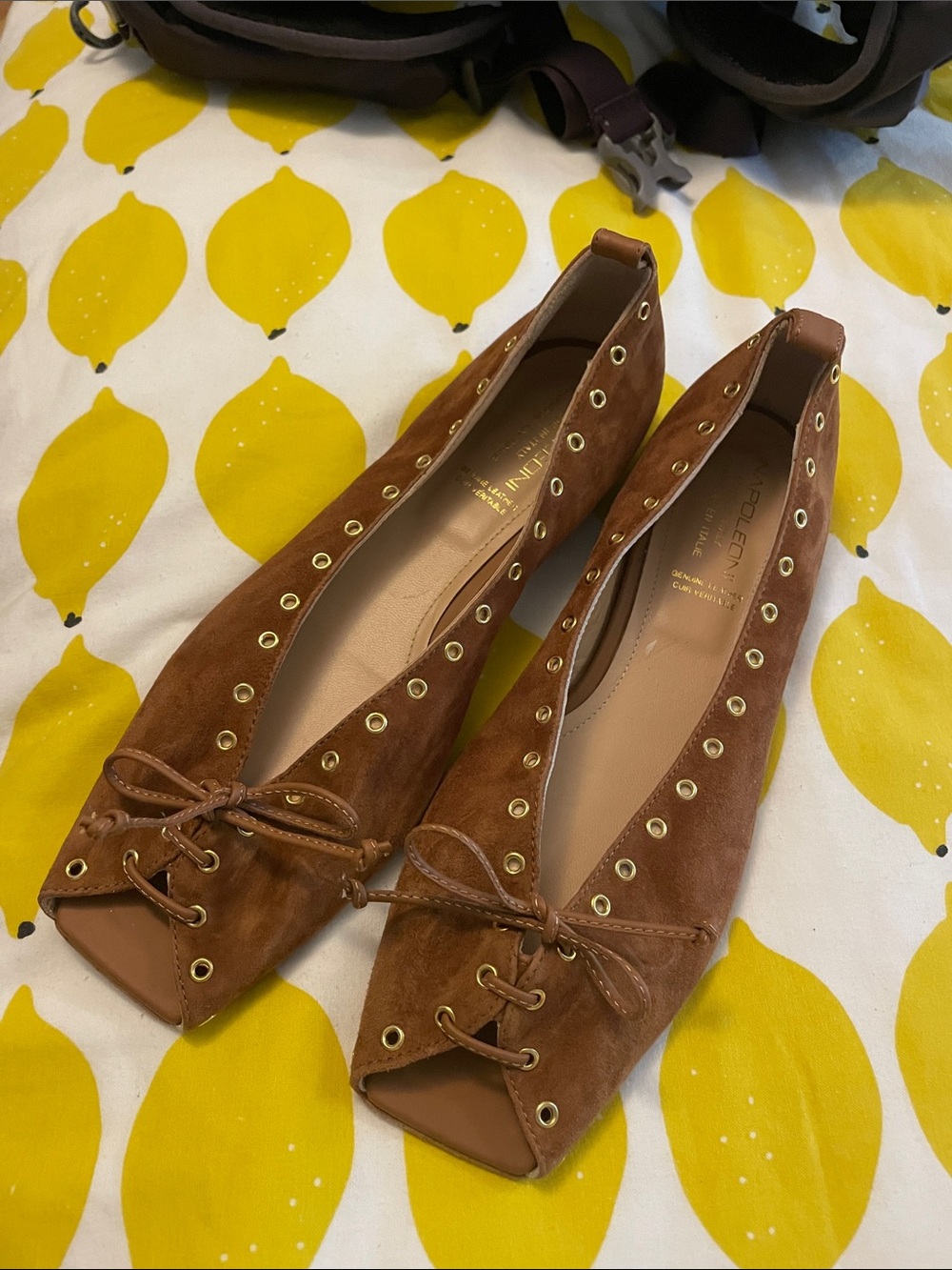 Italian Chesnut flats